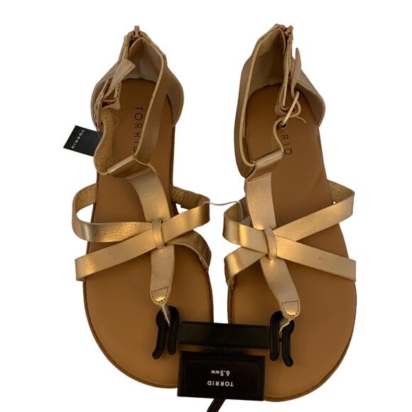 Torrid T-Strap Gladiator Buckle Summer Sandal Rose Gold Size 6.5 WW NEW - Picture 7 of 9